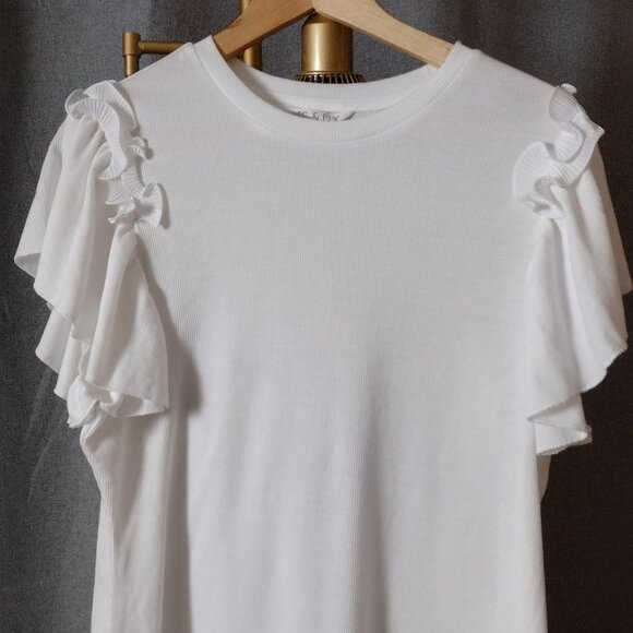Kiss & Fly White Ruffle Sleeve Ribbed Top Size 1X Flutter Sleeve Blouse - Picture 3 of 8